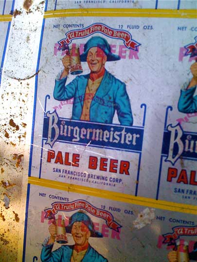Closeup of Burgermeister Uncut Tin Can Sheet